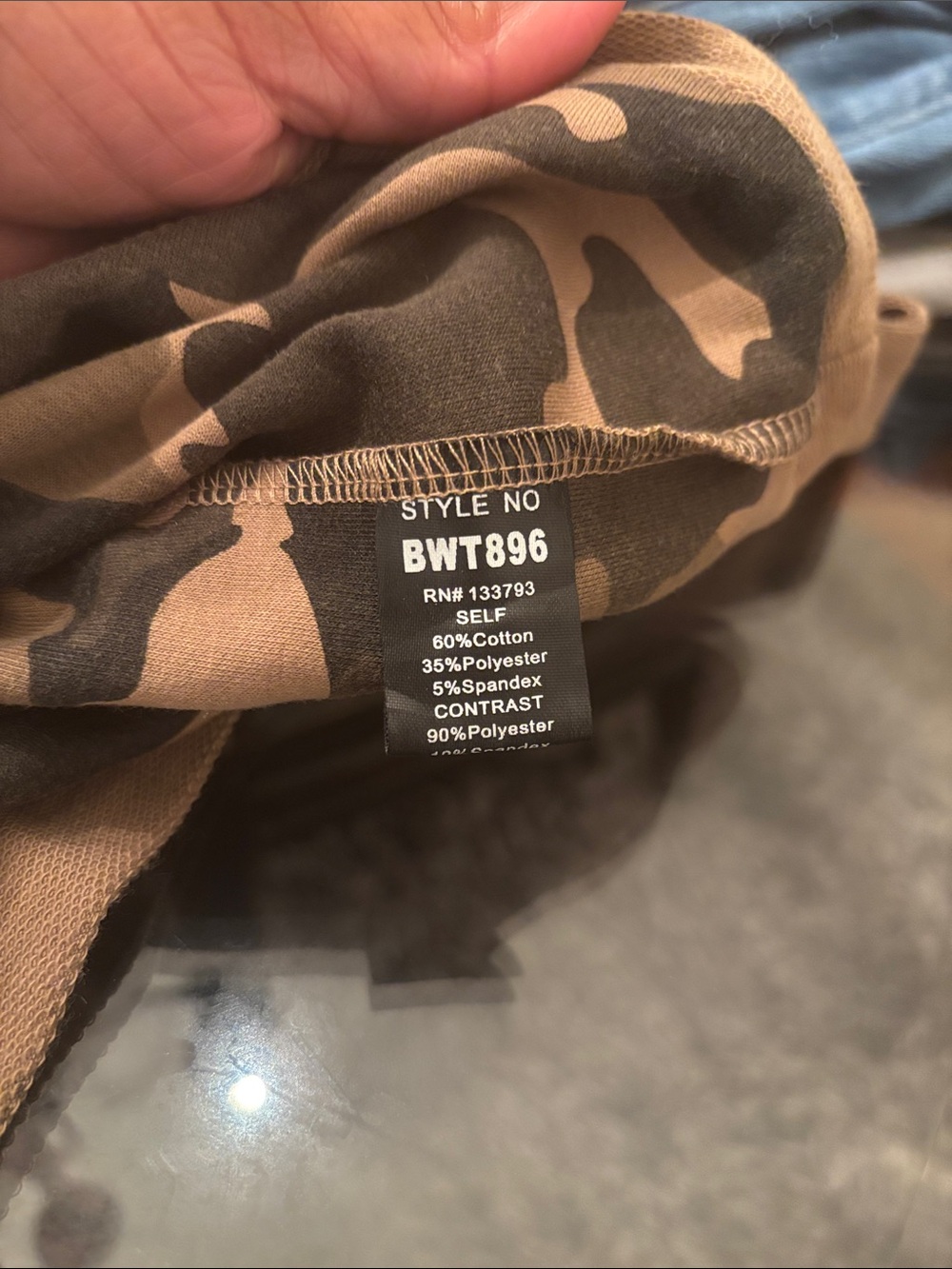 POL Camo Oversize Patchwork V-Neck Pullover - Picture 6 of 7
